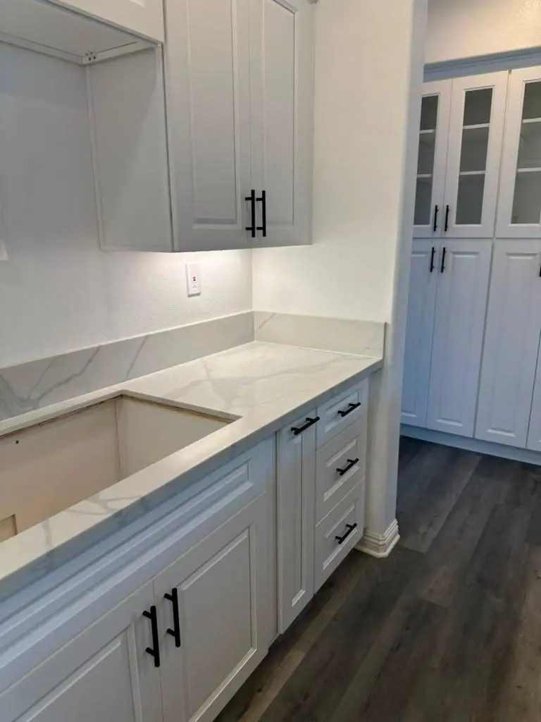 Quartz countertop and backsplash going in on new cabinets